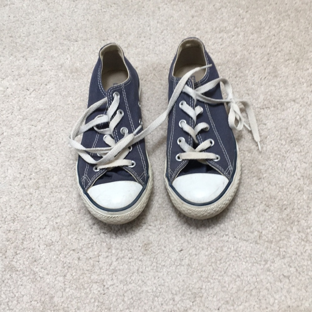 Kids converse sneakers